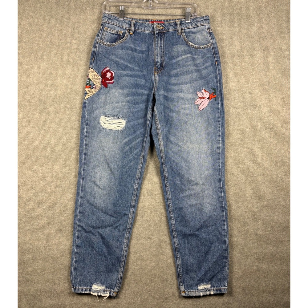 Pull & Bear Mom Jeans Embroidered Distressed Blue Size 30‎ Medium Wash